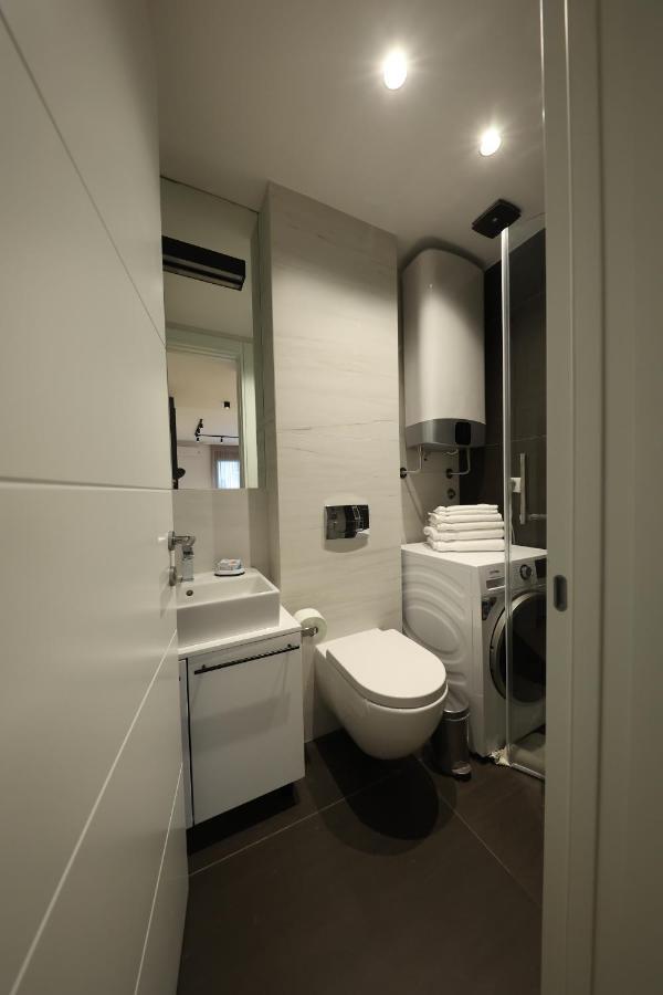 Modern Apartment In The Heart Of Beograd Eksteriør billede