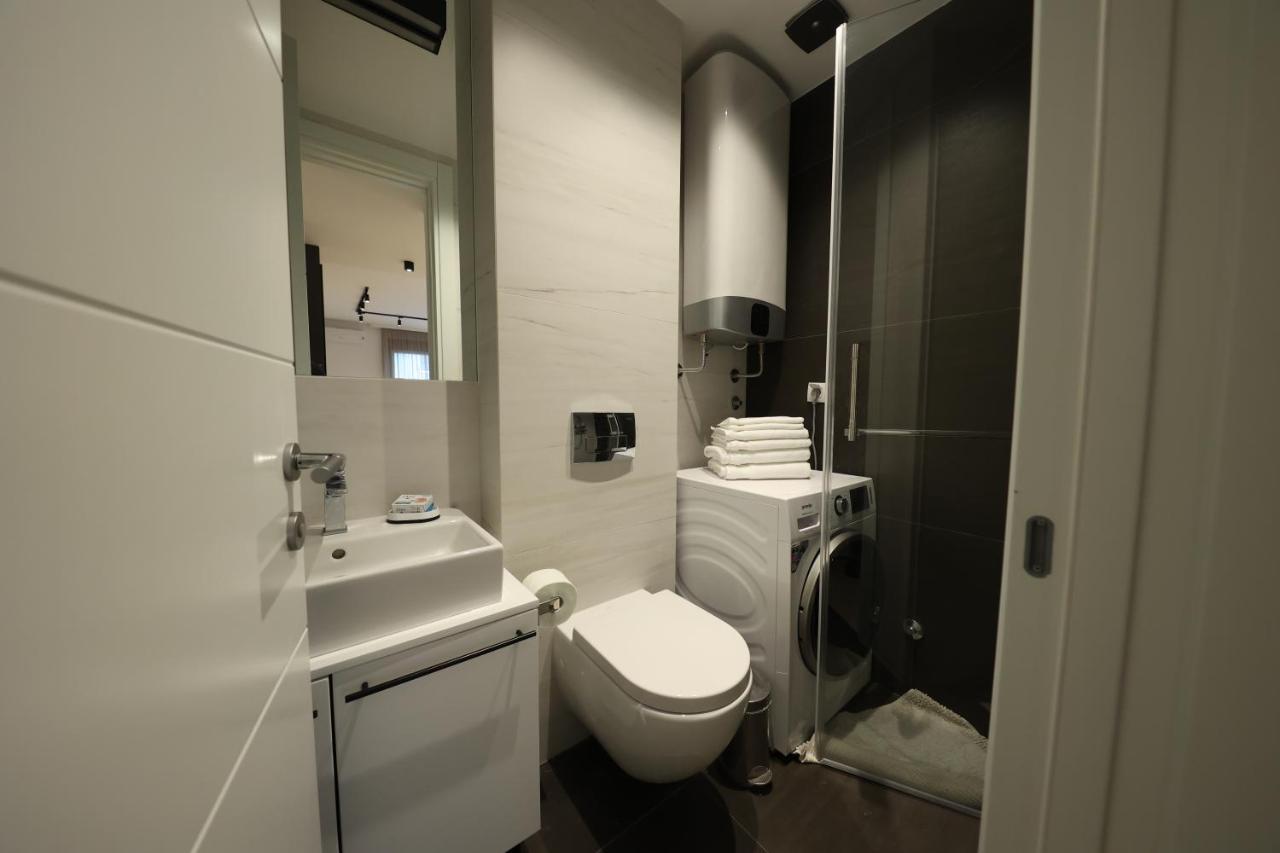 Modern Apartment In The Heart Of Beograd Eksteriør billede
